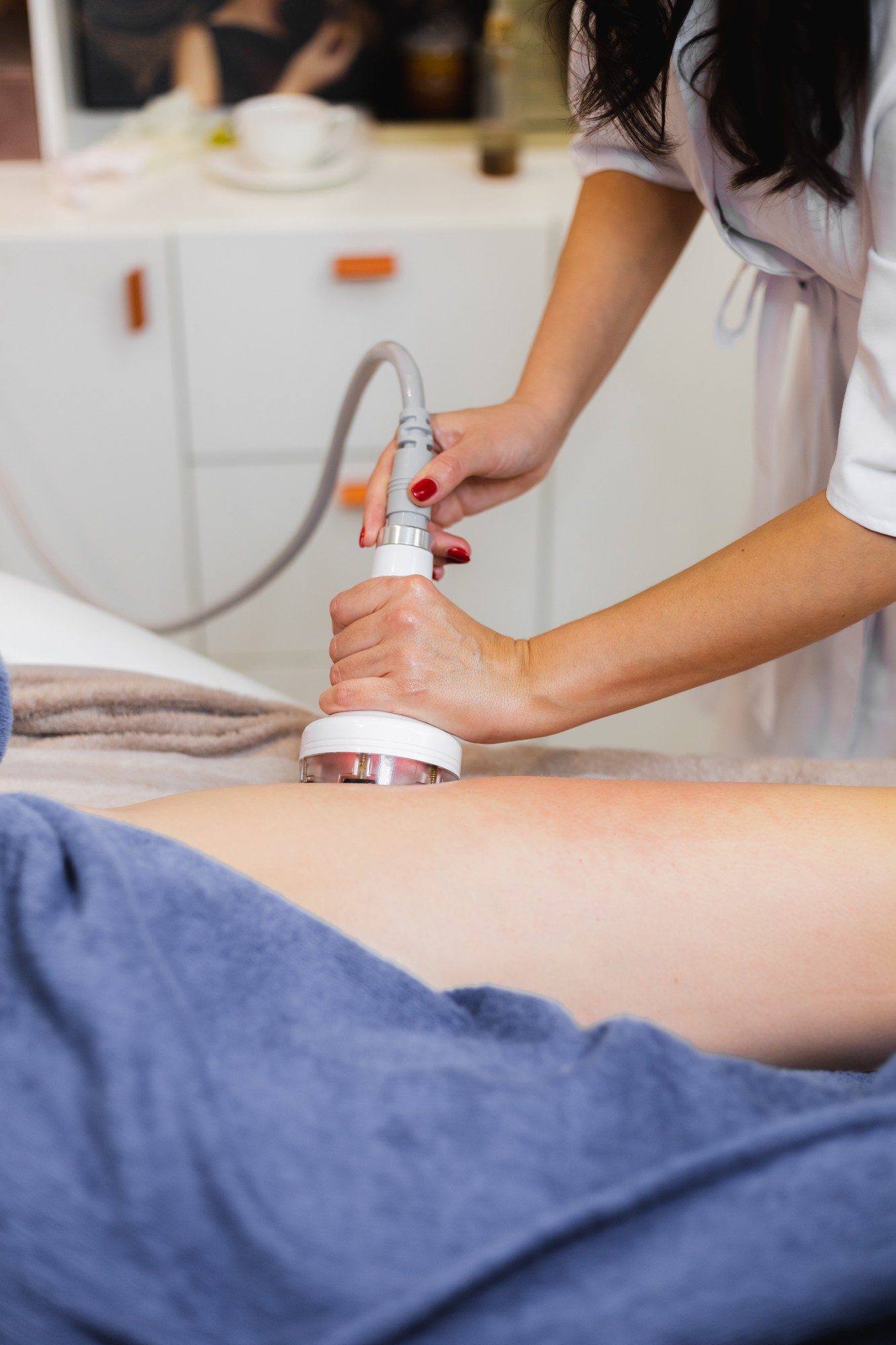 Εφαρμογη cavitation στο σεμιναριο αισθητικής σώματος